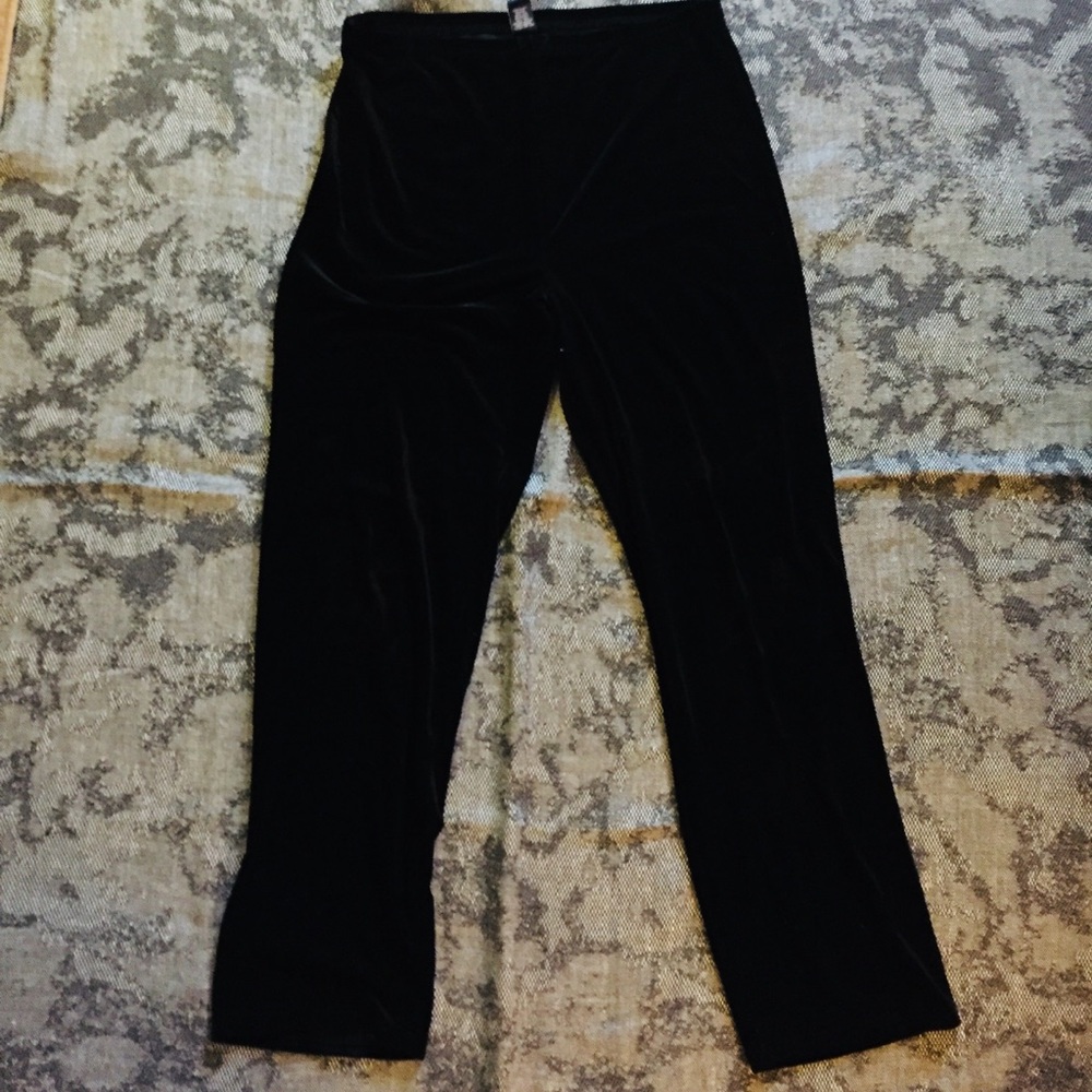 Gap black stretch velvet lounge pants